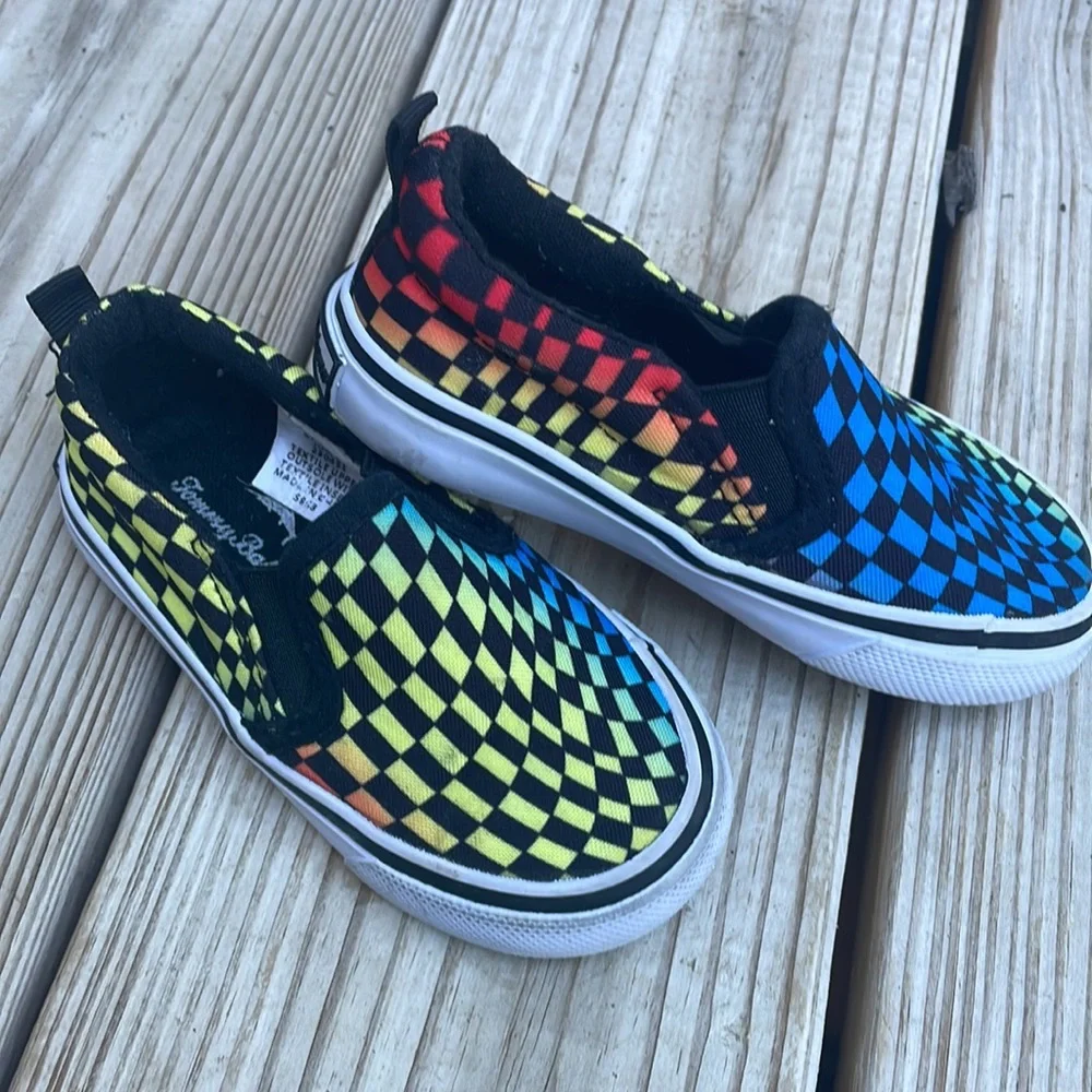 Tommy Bahama Boys Rainbow Checkerboard Slip-On Sneakers Canvas Shoes Size 7